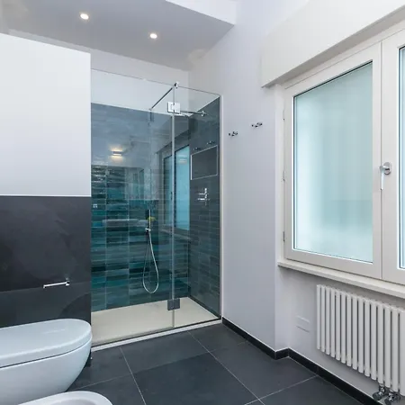 La Fiorella: Con Terrazze In * Alassio