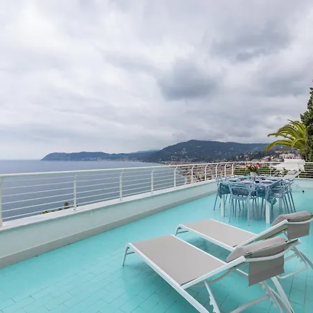 Apartament La Fiorella: Con Terrazze In